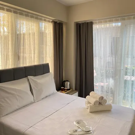 Bueyuekada Carsi * Πριγκηπονήσια