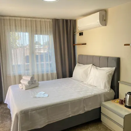 Δωμάτια σε οικογενειακή κατοικία Bueyuekada Carsi Πριγκηπονήσια