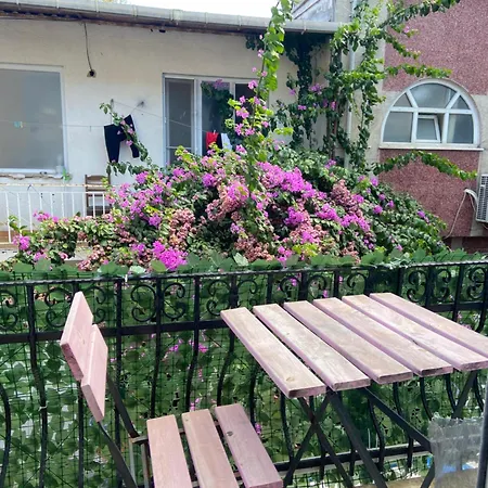 Büyükada çarşı *