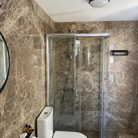 Bueyuekada Carsi Πριγκηπονήσια